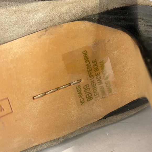 Vince Camuto Raes suede rosette boots size 9 - Picture 6 of 6